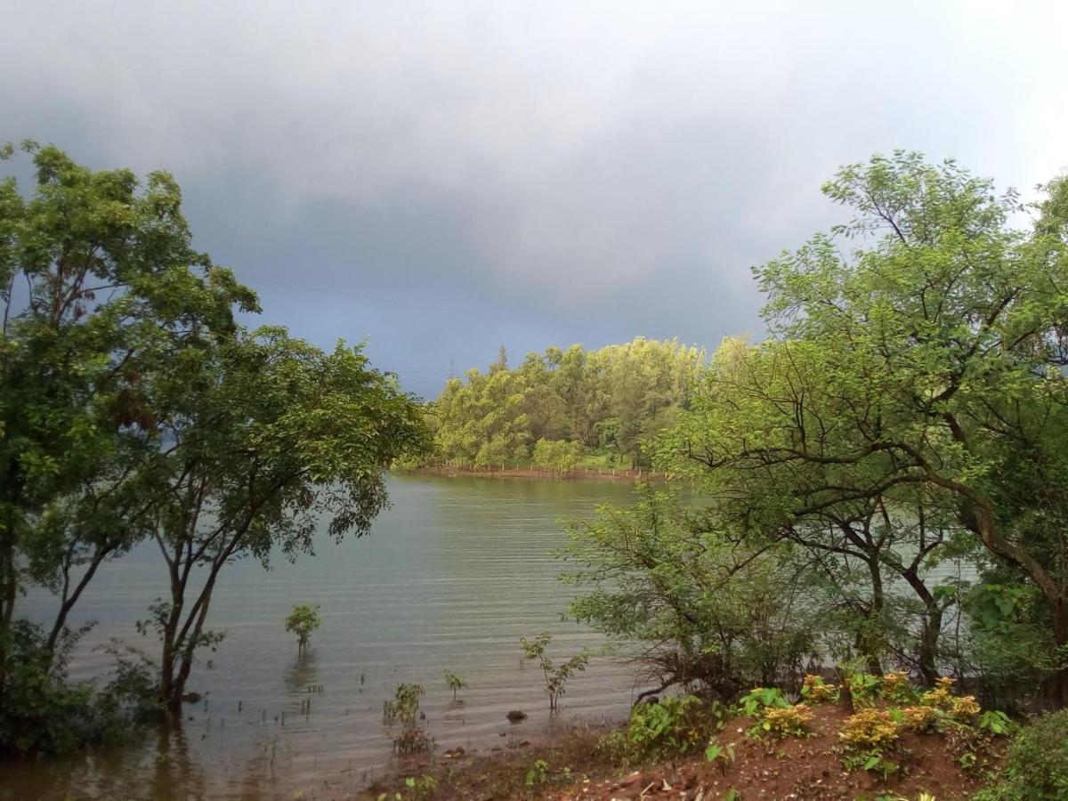 Lake View Resort Lonavala Bagian luar foto